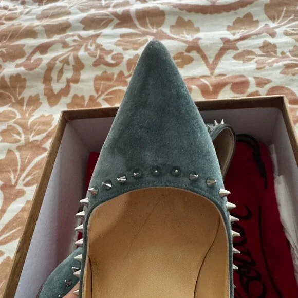 EUC Christian Louboutin Everest Silver Anjalina Spike Heels - Picture 2 of 13